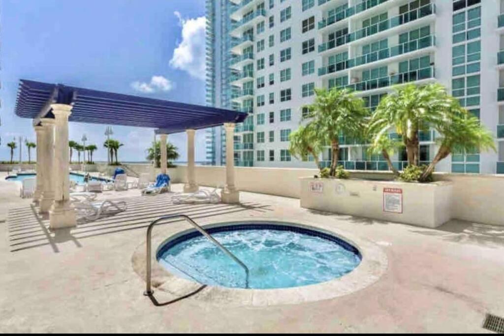 Incredible Ocean View 3 Bedrooms Unit Miami Bagian luar foto